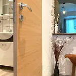 No Name - Via Dell'istria 12