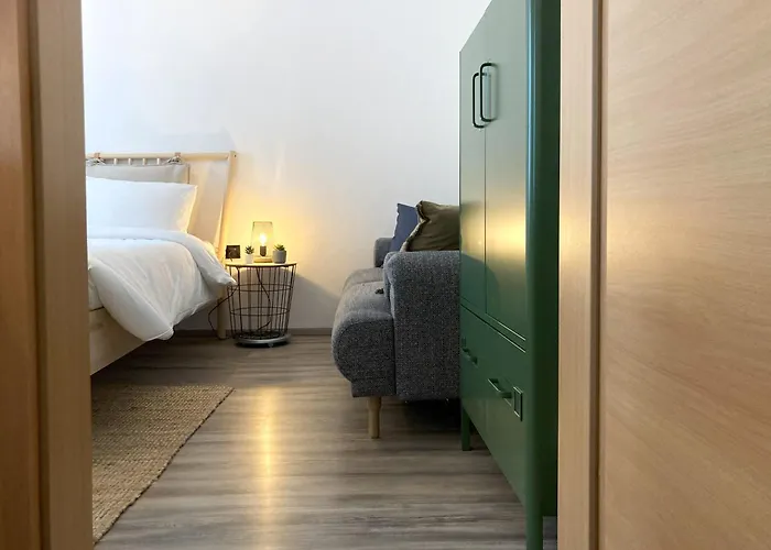 No Name - Via Dell'istria 12 * Trieszt